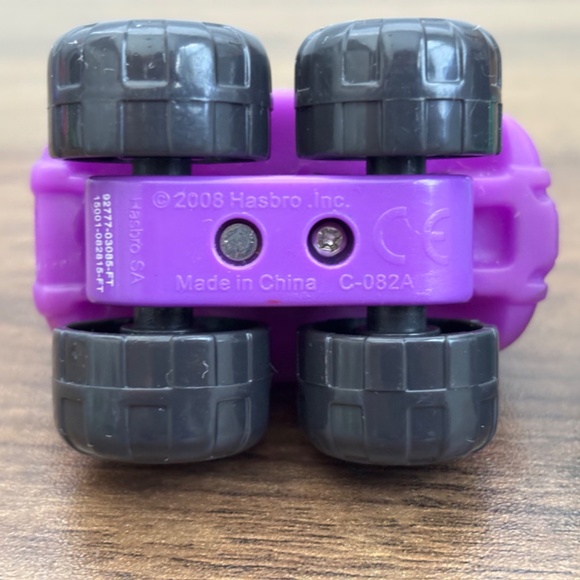 2008 Chuck and Friends Hasbro MENDY Ambulance VIOLET Truck Toy Vehicles Lot Of 2 - Picture 7 of 10